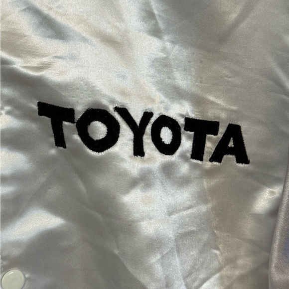 Vintage Satin White Silver Toyota Snap Up Varsity Jacket Men’s XL MINTY - Picture 4 of 4
